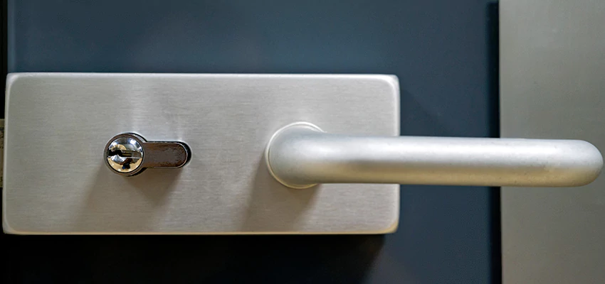 Change Patio Door Locks in Redlands, California